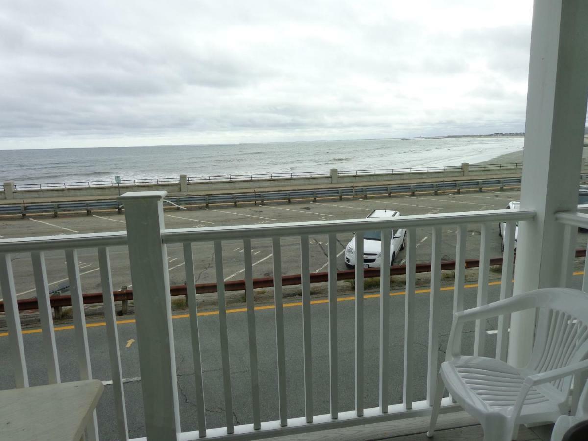 Jonathan'S On The Oceanfront Hampton Extérieur photo